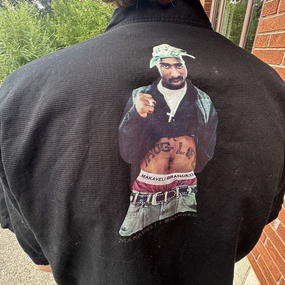 Black Graphic Jacket - Picture 2 of 8